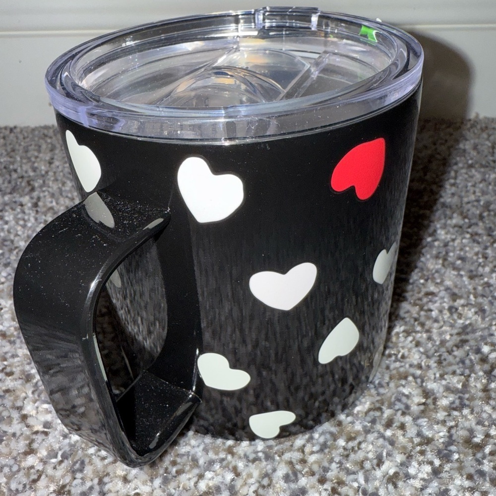 Kate spade black with hearts coffee mug - Picture 3 of 6